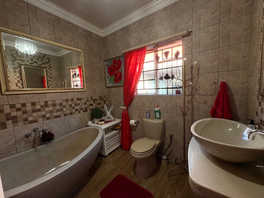 3 Bedroom Property for Sale in Stilfontein Ext 4 North West